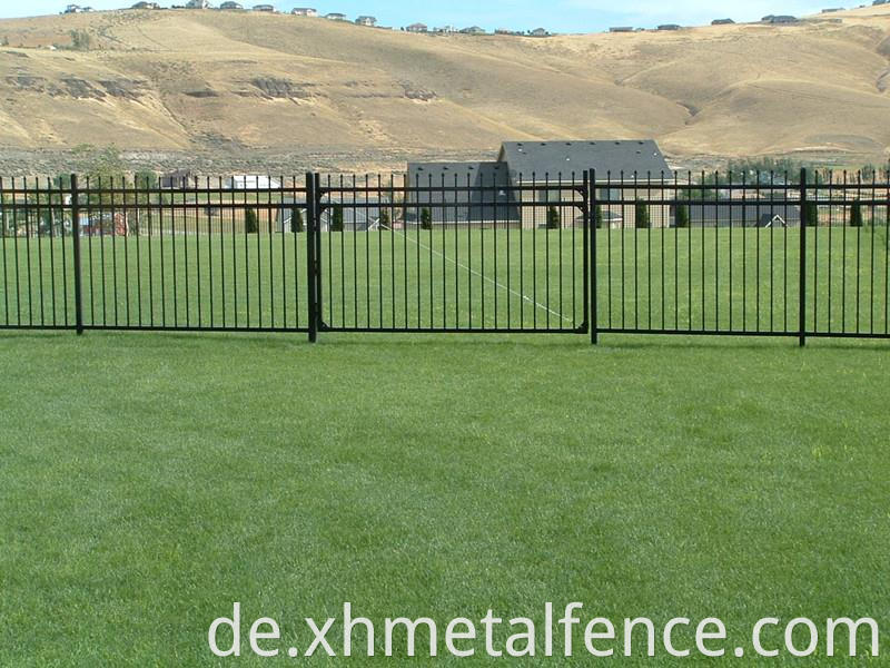 Powder Coated Spear Top Picket Fence